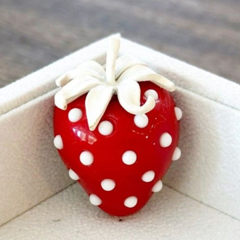 Rare Vintage Crown Trifari Strawberry Brooch – Red & White Lucite, Enamel, 1960s